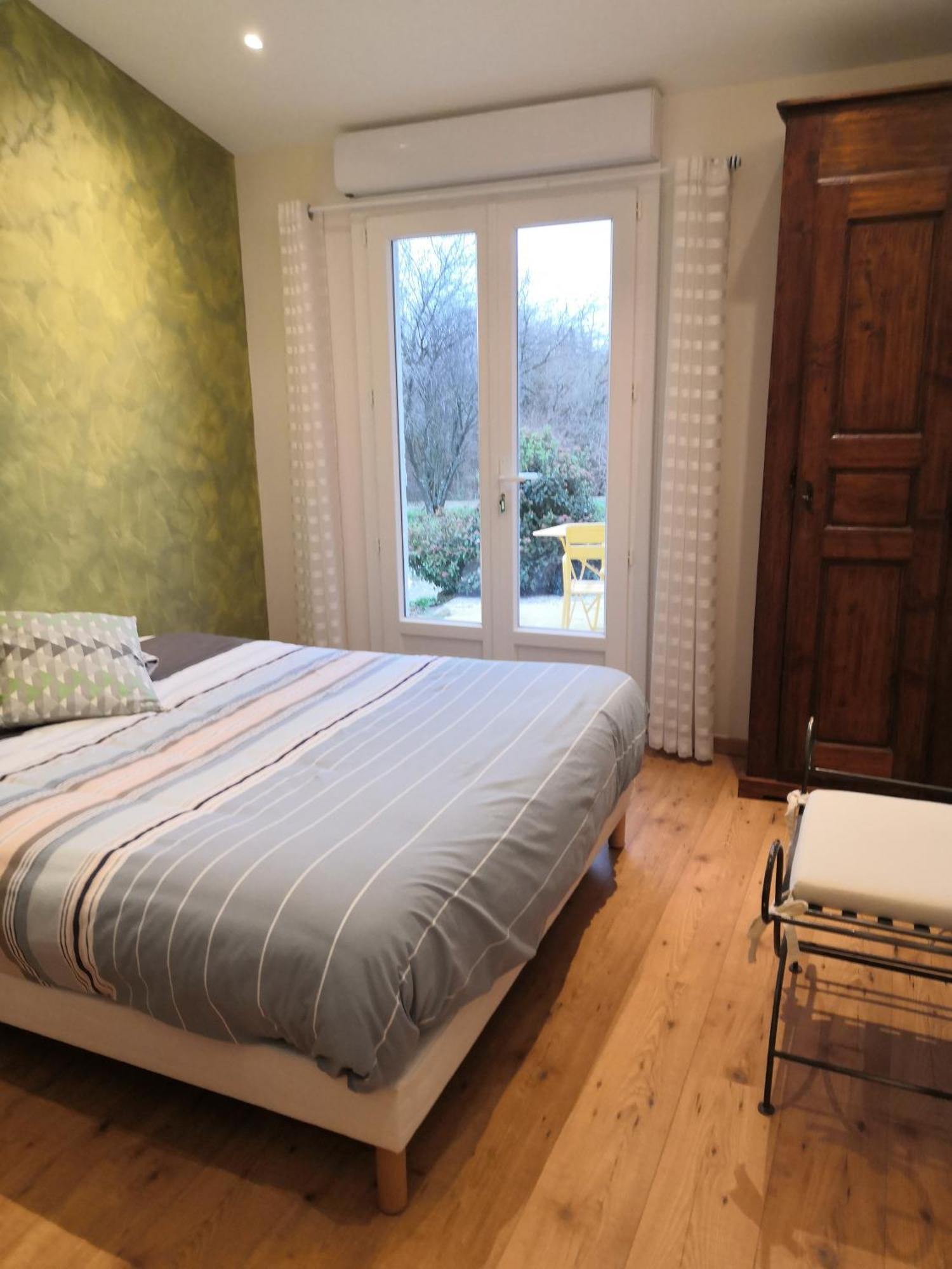 Chambre Avec Entree Independante Dans Un Ecrin De Verdure Dommartin  Exterior foto